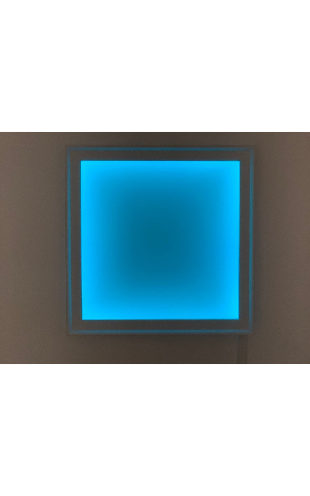 Susan Chorpenning light sculpture. Inner Light 1C